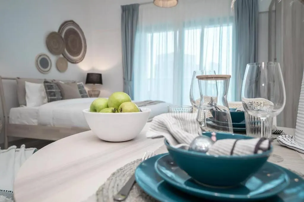 Elegant Studio With Pool And Gym Dubai 0*,  United Arab Emirates
