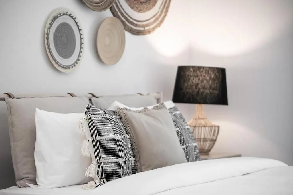 Elegant Studio With Pool And Gym Dubai United Arab Emirates