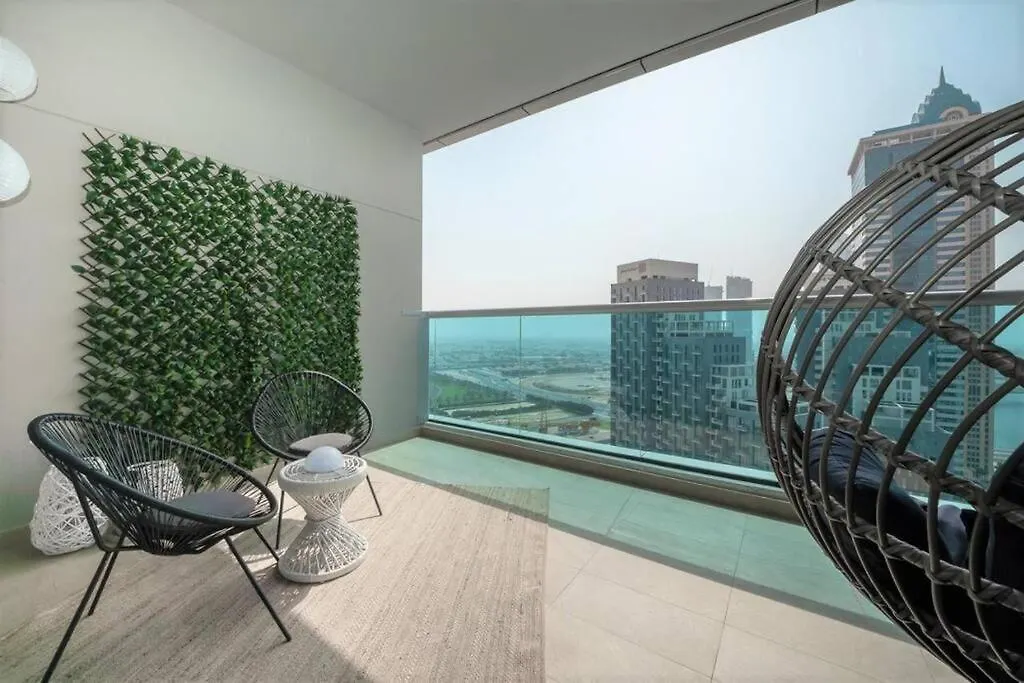 Elegant Studio With Pool And Gym Dubai United Arab Emirates